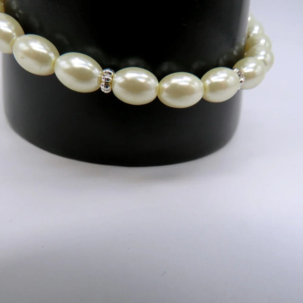Faux Pearl Cross Stretch Bracelet Rhinestone Religious Jewelry Cream Silver